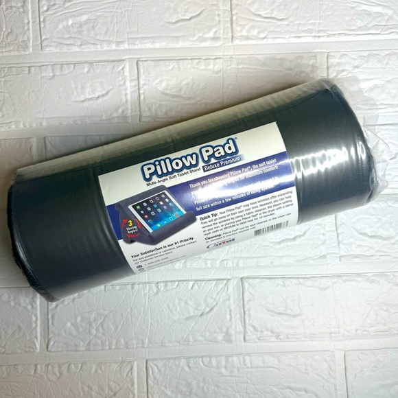 NEW Pillow Pad Ultra Multi-Angle Soft Tablet Stand, Deluxe Premium, Grey - Picture 1 of 6